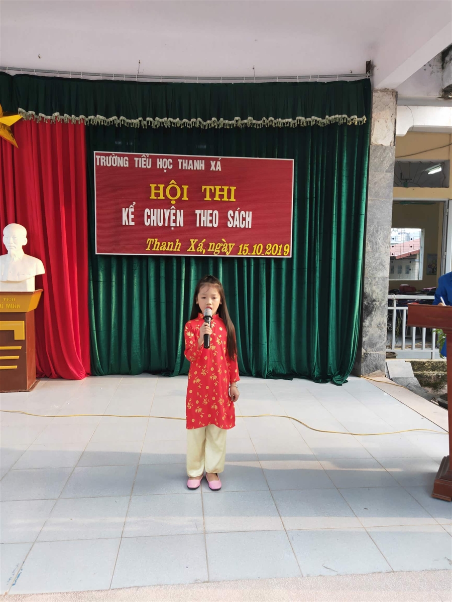 Em Nguyễn Minh Nga (lớp 3A)